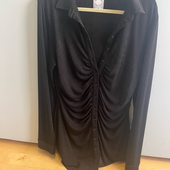 With Jean black long sleeve ruched cocktail dress - Picture 2 of 4